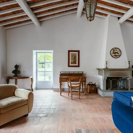 Charming With Private Pool In Chianti パンツァーノ